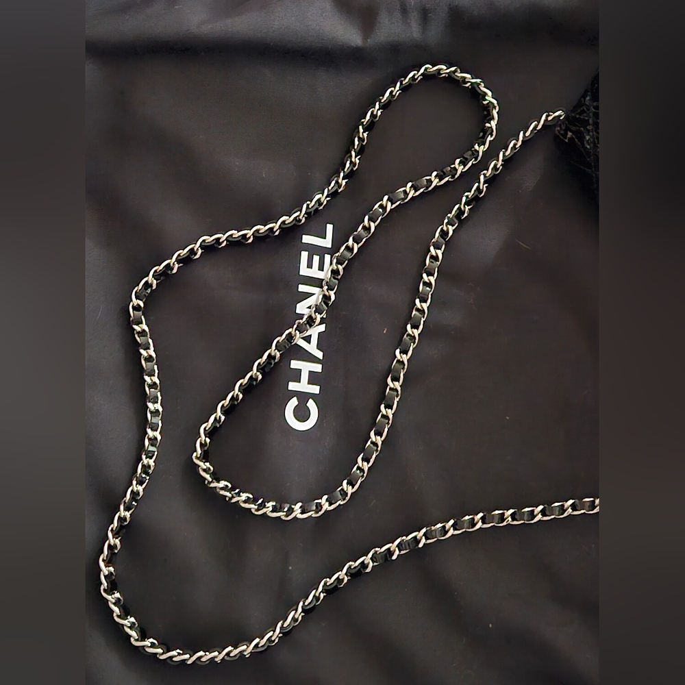 CHANEL Mini Flap Bag Brilliant Patent Calfskin Leather Wallet on Chain WOC - Picture 11 of 16